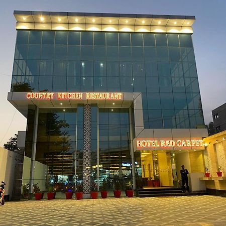 Hotel Red Carpet Tajganj Екстер'єр фото