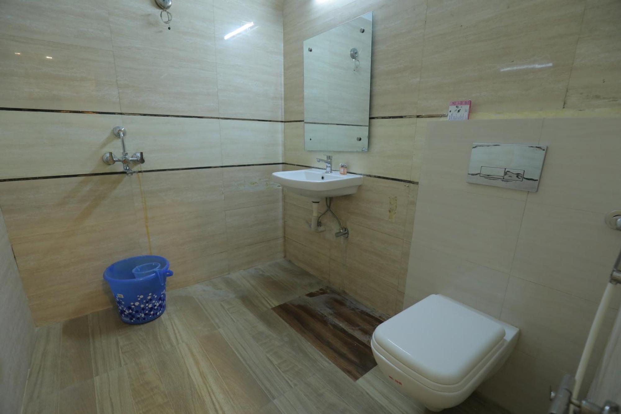 Hotel Red Carpet Tajganj Екстер'єр фото